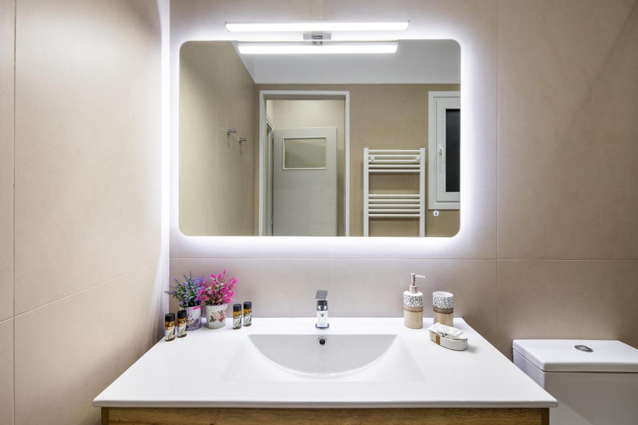 Renovated Apartment Near Acropolis Athen Exterior foto
