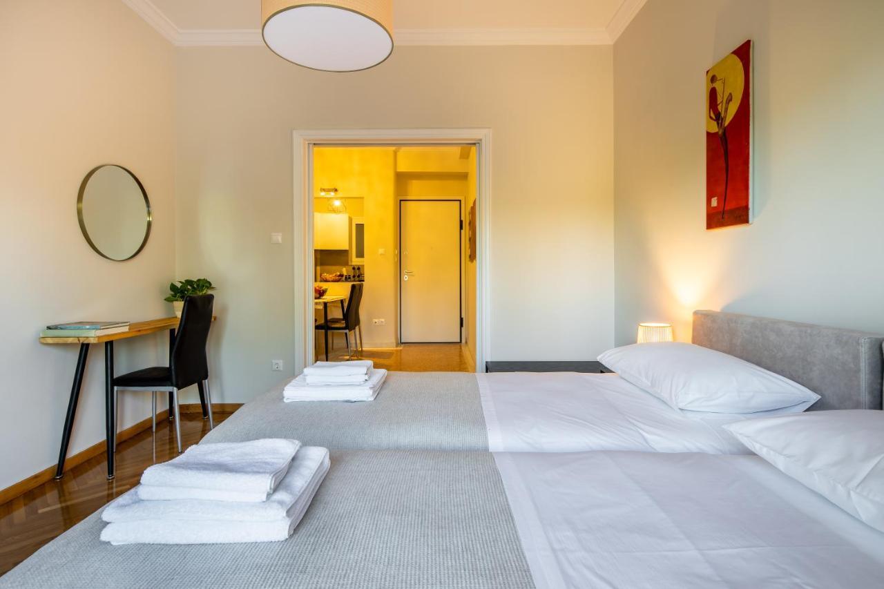 Renovated Apartment Near Acropolis Athen Exterior foto